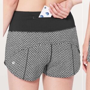 Lululemon Speed Up Short Hi-Rise *2.5" | Size 6 | Monochromic Black / Black